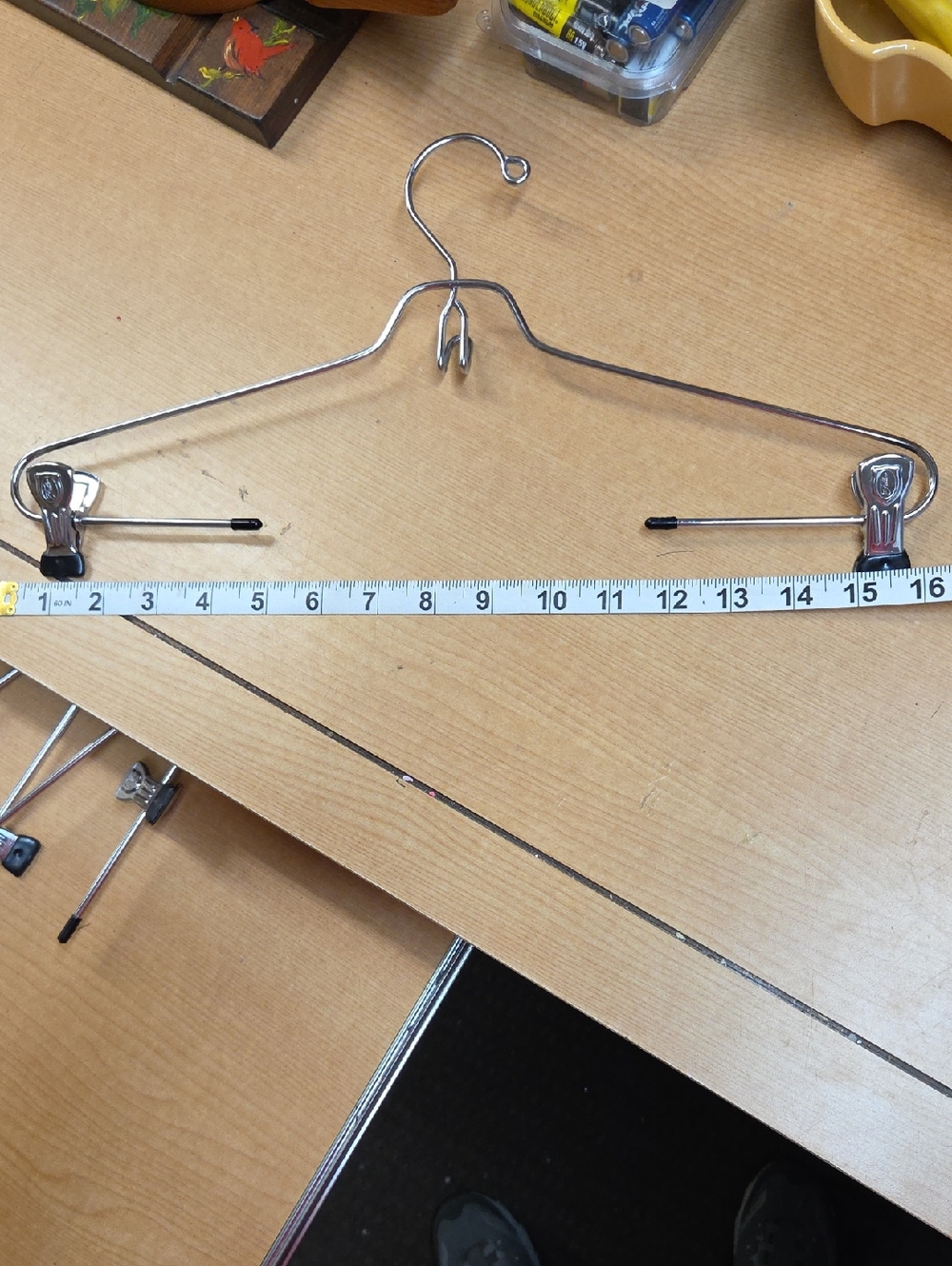 Fuller Chrome Wire Cloths Hangers, Rubber Clips For Skirts And Pants. Lot Of 7 - Picture 2 of 6